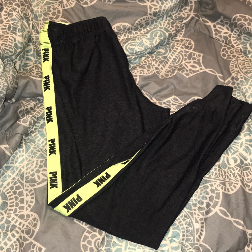VS pink leggings/joggers